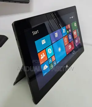 New Laptop Microsoft Surface 2GB Intel Pentium SSD 32GB