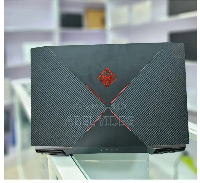 New Laptop HP Omen X 8GB Intel Core I5 HDD 1T