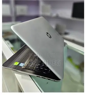 New Laptop HP Pavilion 15 8GB Intel Core I5 SSD 512GB