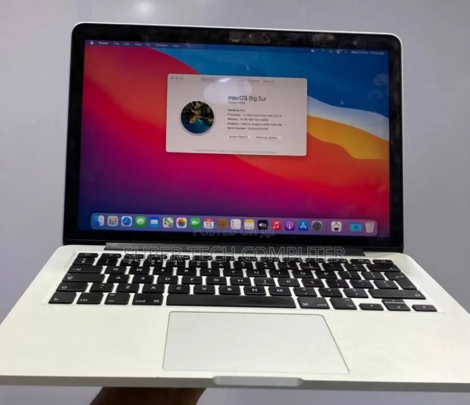 New Laptop Apple MacBook Pro 2015 16GB Intel Core I5 SSD 256GB
