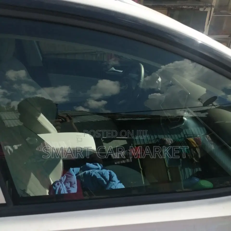 Volkswagen ID.6 2023 White