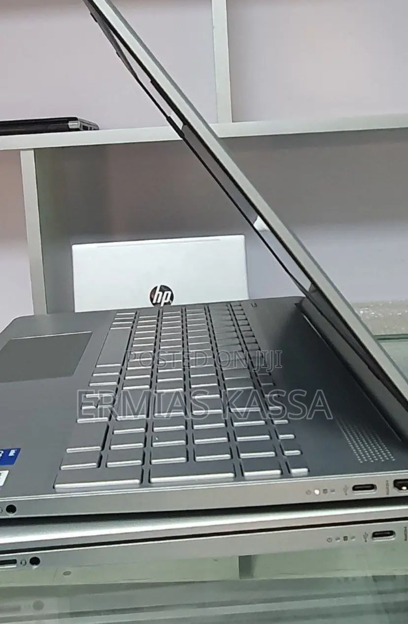 New Laptop HP Stream Notebook 16GB Intel Core I5 SSD 512GB