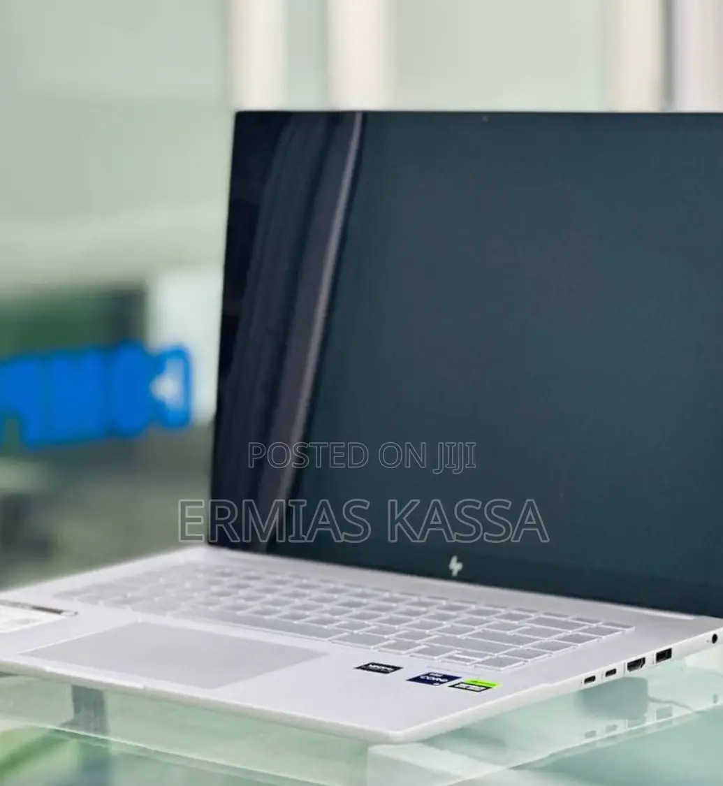 New Laptop HP Envy 13 32GB Intel Core I7 SSD 1T