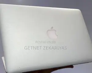 New Laptop Apple MacBook Pro 2015 16GB Intel Core I5 SSD 256GB