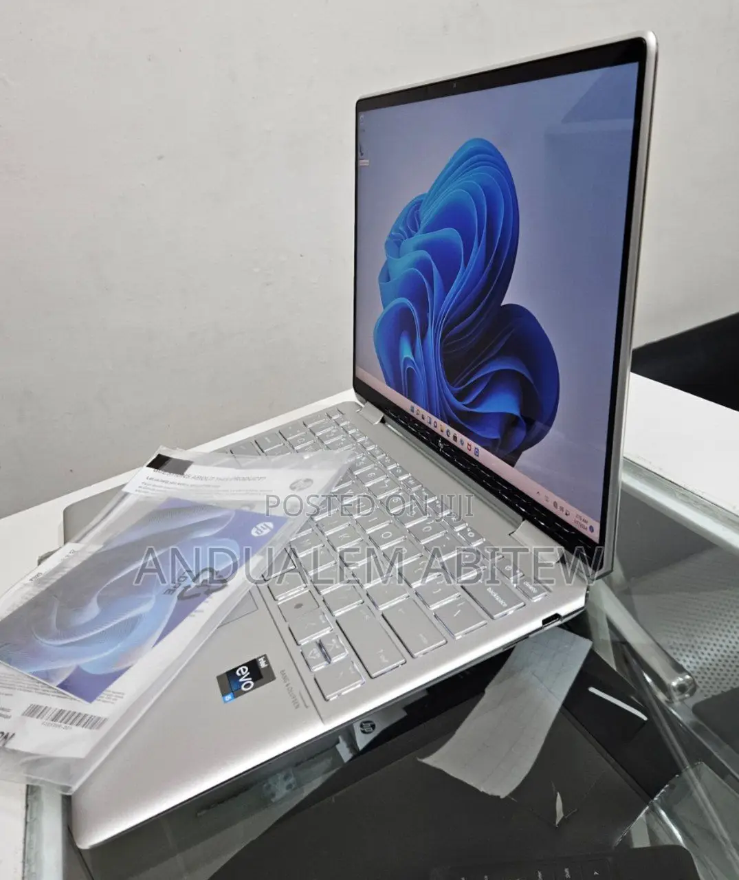 New Laptop HP Spectre X360 8GB Intel Core I5 SSD 512GB