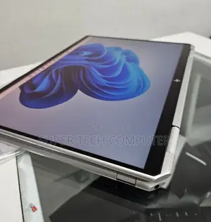 New Laptop HP Spectre X360 8GB Intel Core I5 SSD 512GB