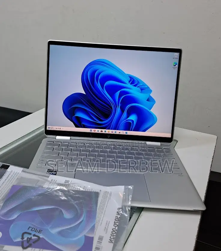 New Laptop HP Spectre X360 8GB Intel Core I5 SSD 512GB