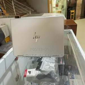 New Laptop HP Spectre X360 8GB Intel Core I5 SSD 512GB