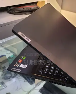 New Laptop Lenovo Ideapad 3 8GB AMD Ryzen 5 SSD 512GB