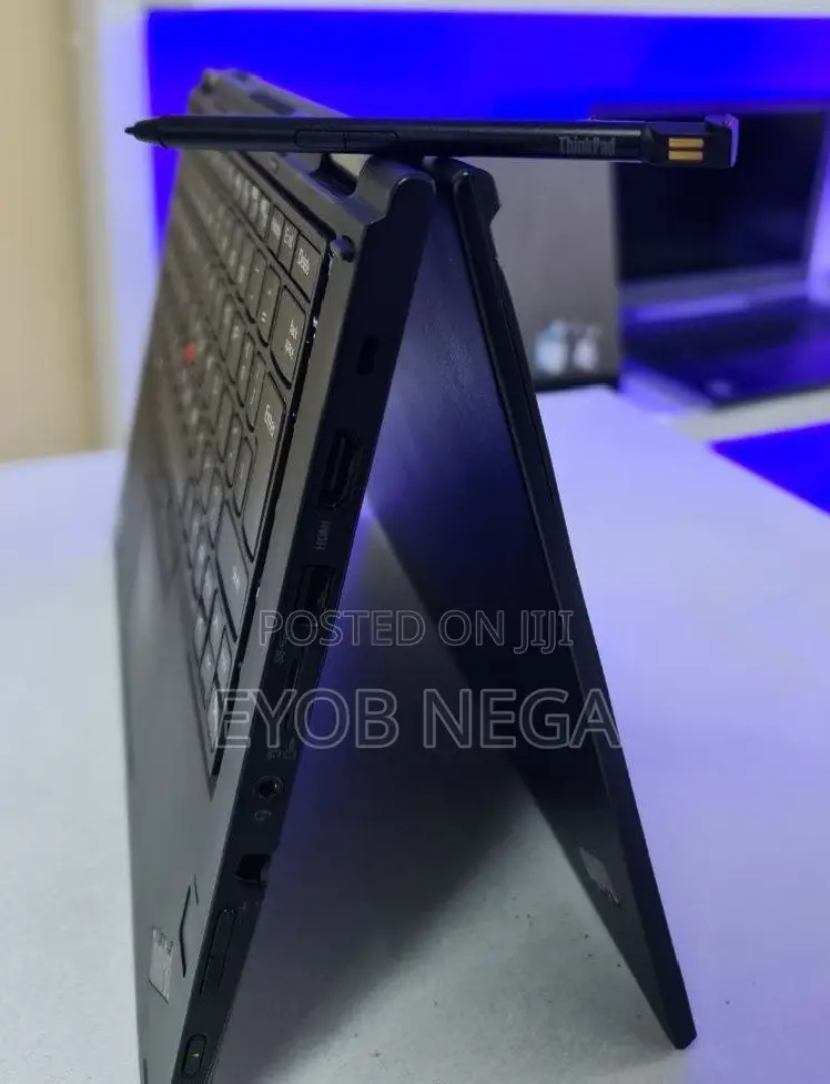 New Laptop Lenovo ThinkPad Yoga 8GB Intel Core I5 SSD 512GB