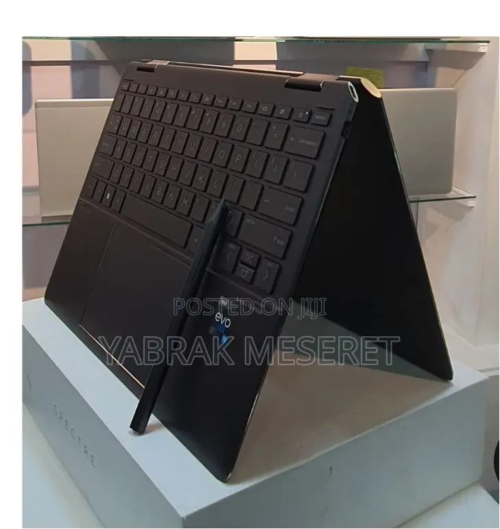 New Laptop HP Spectre 16GB Intel Core I7 SSD 1T