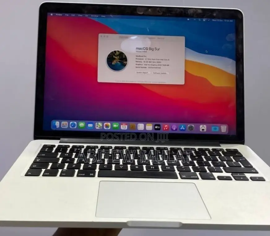 New Laptop Apple MacBook Pro 2015 16GB Intel Core I5 SSD 256GB