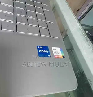 Photo - New Laptop HP Stream Notebook 16GB Intel Core I5 SSD 512GB