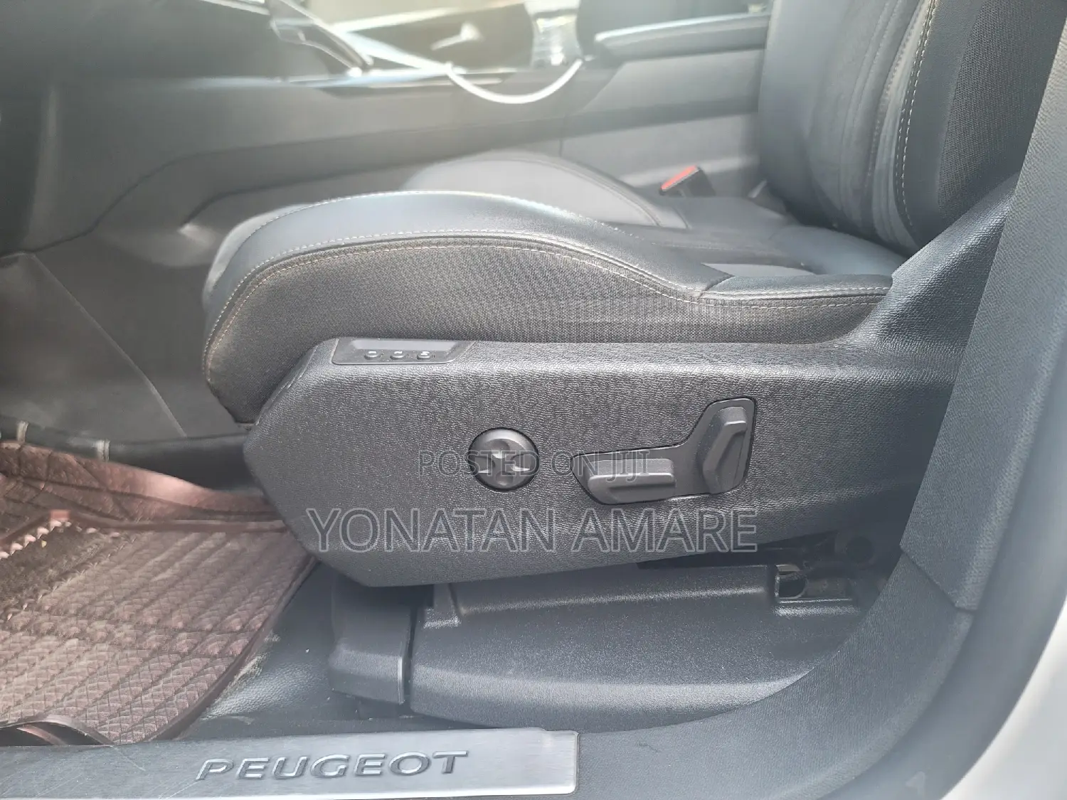 Peugeot 5008 2022 White