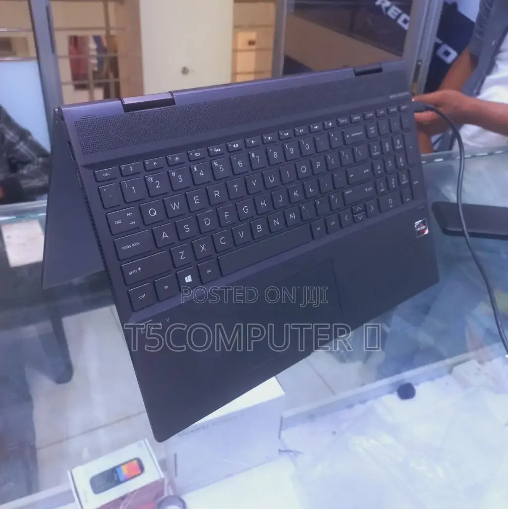 New Laptop HP Envy X360 16GB Intel Core I7 SSD 512GB