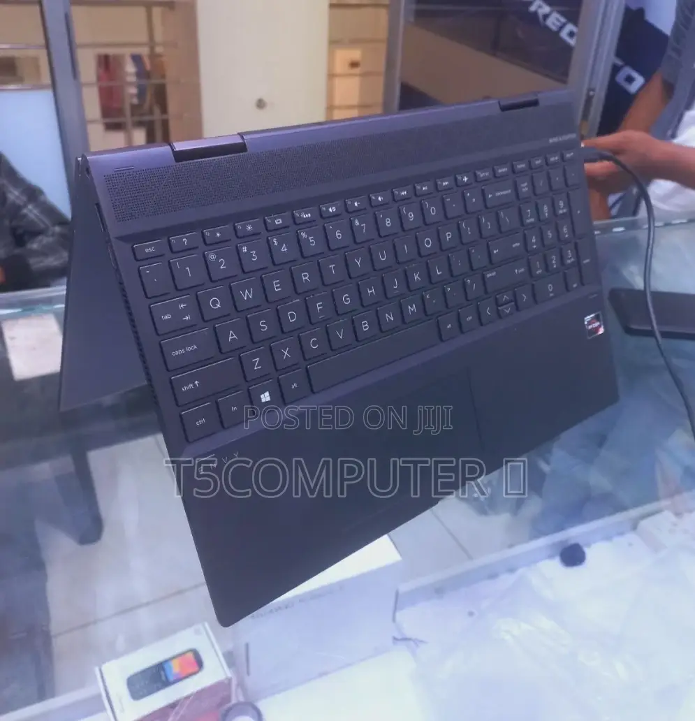 New Laptop HP Envy X360 16GB Intel Core I7 SSD 512GB
