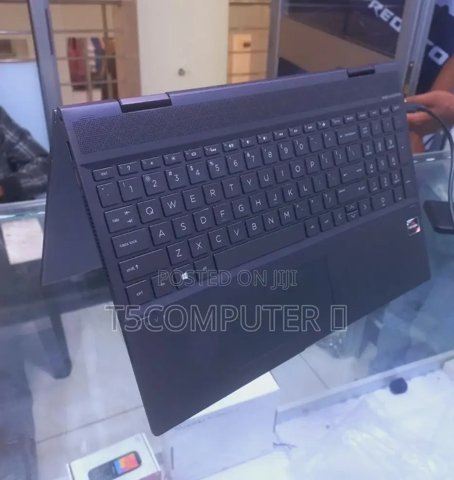 New Laptop HP Envy X360 16GB Intel Core I7 SSD 512GB