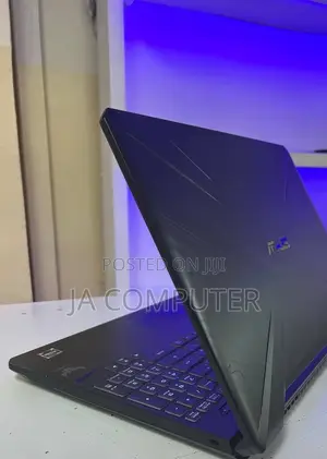 Photo - New Laptop HP Pavilion 15 16GB AMD Ryzen 5 SSD 512GB