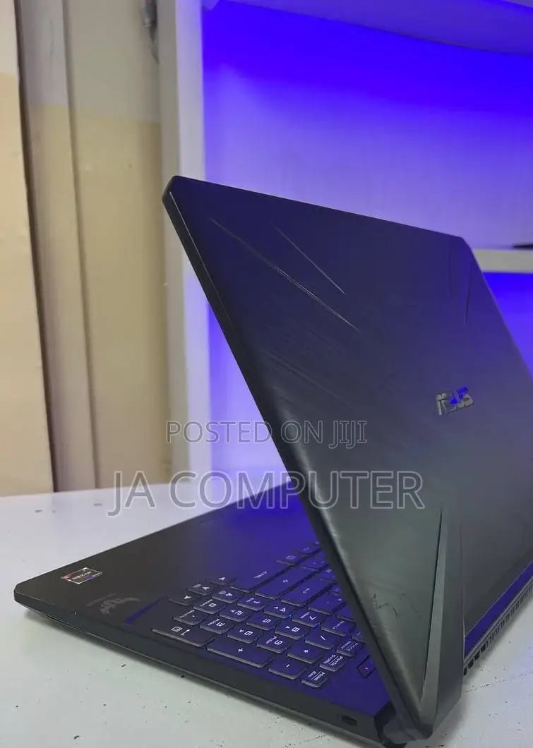 New Laptop HP Pavilion 15 16GB AMD Ryzen 5 SSD 512GB