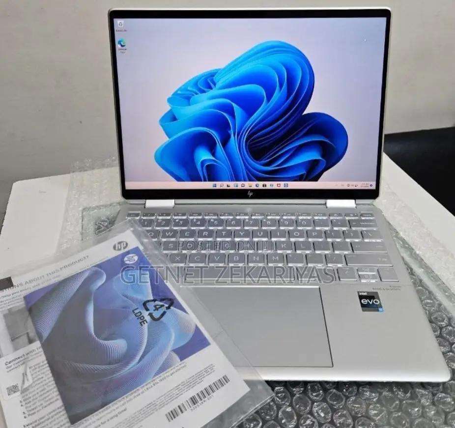 New Laptop HP Spectre 8GB Intel Core I5 SSD 512GB