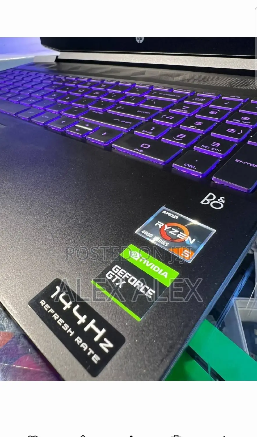 New Laptop HP Pavilion 15 8GB AMD Ryzen 5 SSD 1T