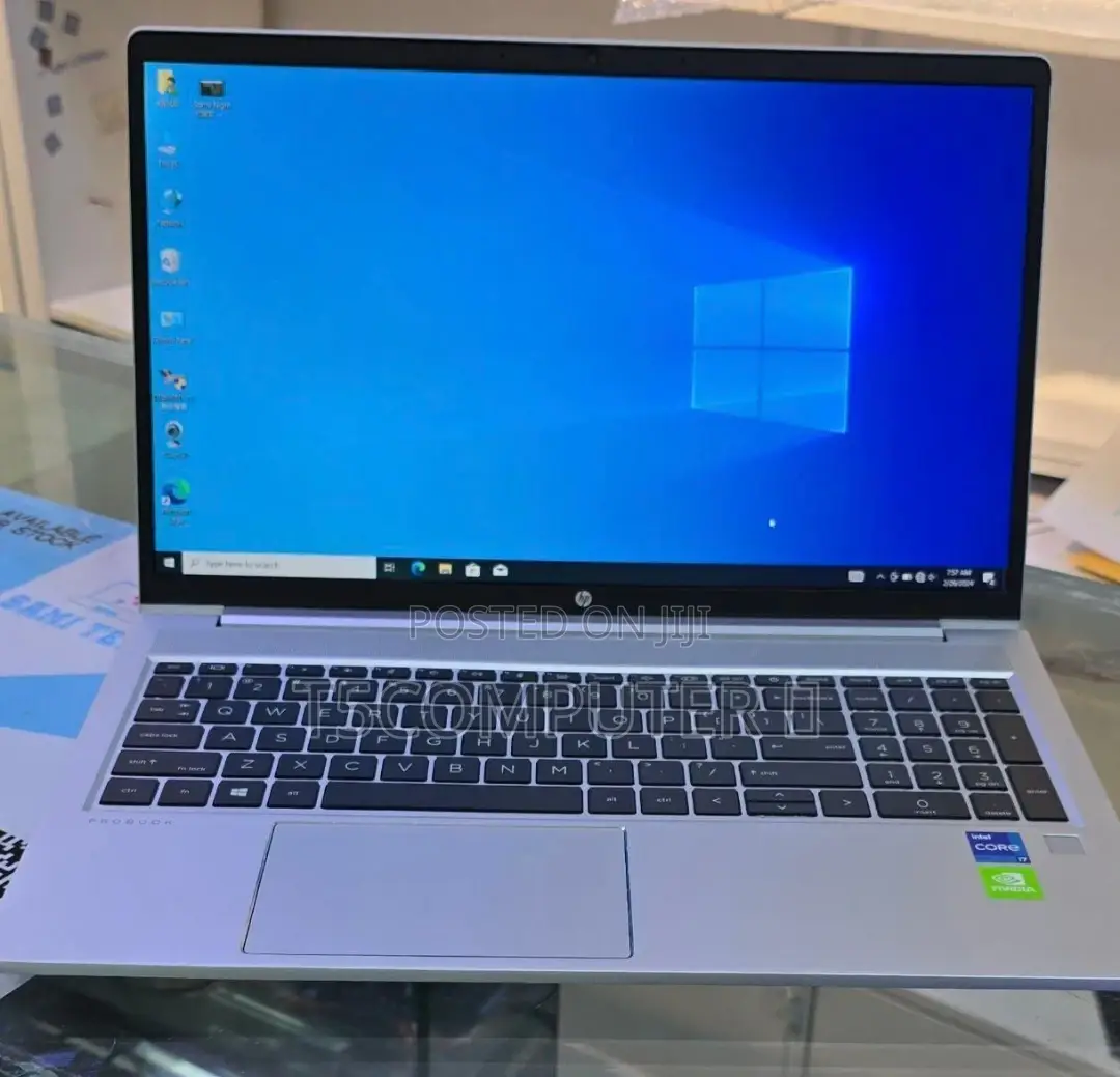 New Laptop HP Stream Notebook 8GB Intel Core I7 SSD 1T