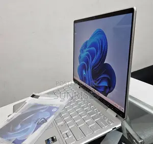 Photo - New Laptop HP Spectre 13 8GB Intel Core I5 SSD 512GB