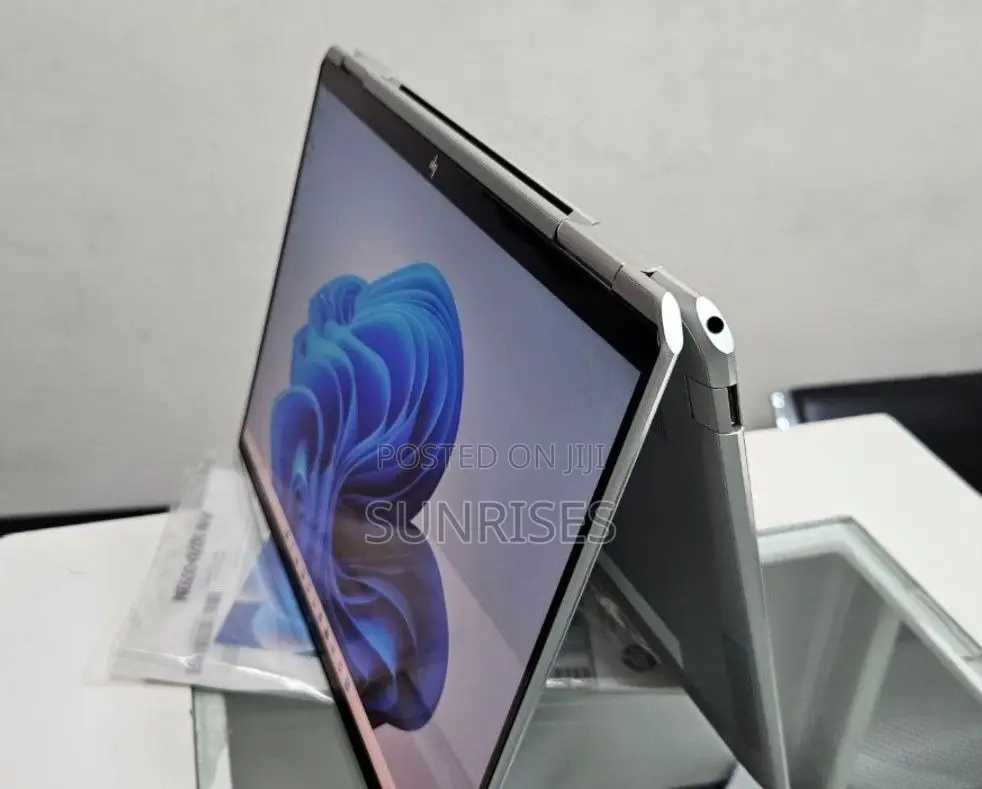 New Laptop HP Spectre 13 8GB Intel Core I5 SSD 512GB