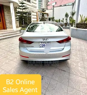 Hyundai Elantra 2018 Silver