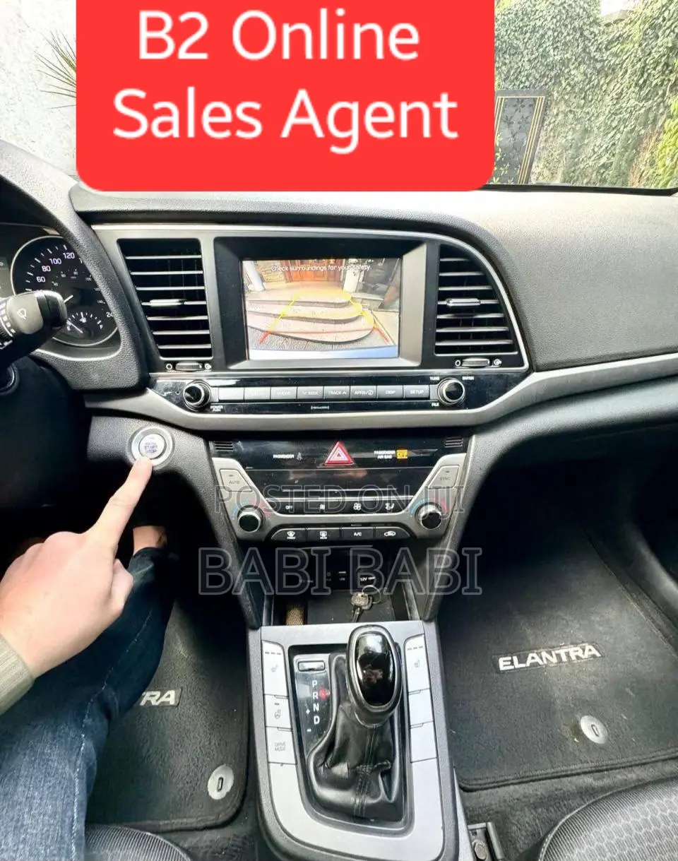 Hyundai Elantra 2018 Silver