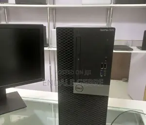 New Desktop Computer Dell OptiPlex 7070 8GB Intel Core I7 HDD 1T