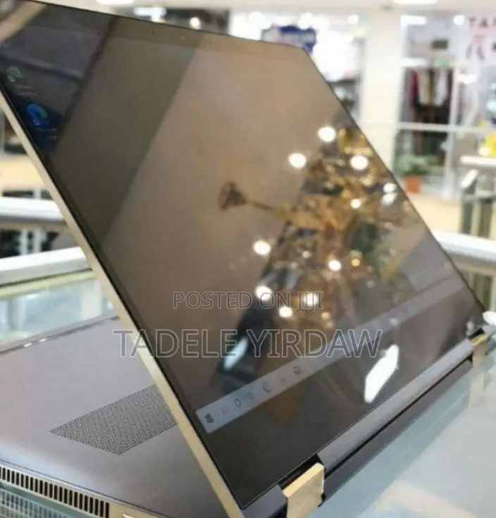 New Laptop HP Spectre X360 16GB Intel Core I7 SSD 512GB