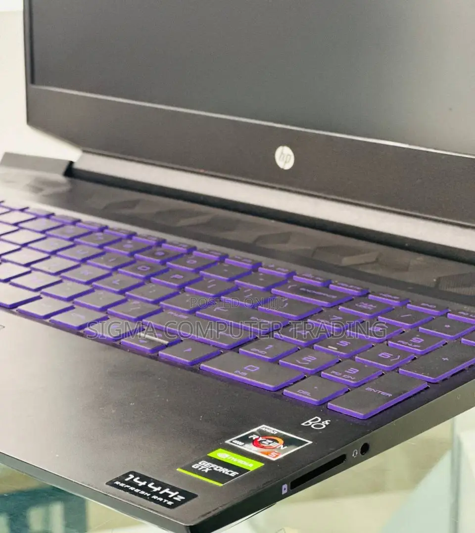 New Laptop HP Pavilion 15 8GB AMD Ryzen 5 HDD+SSD 1T