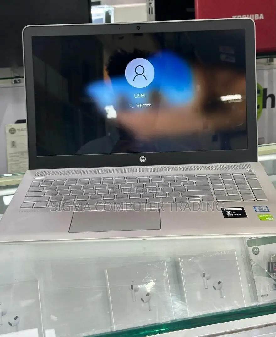 New Laptop HP Pavilion 15 8GB Intel Core I5 HDD 1T