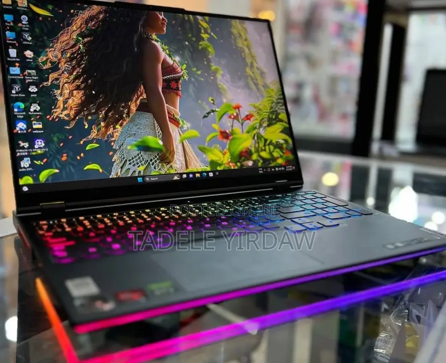 New Laptop Lenovo Legion 7 32GB AMD Ryzen 9 SSD 1T