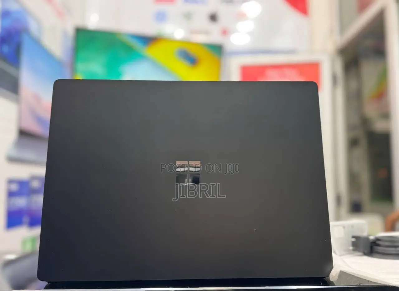 New Laptop Microsoft Surface Laptop 5 16GB Intel Core I7 SSD 256GB