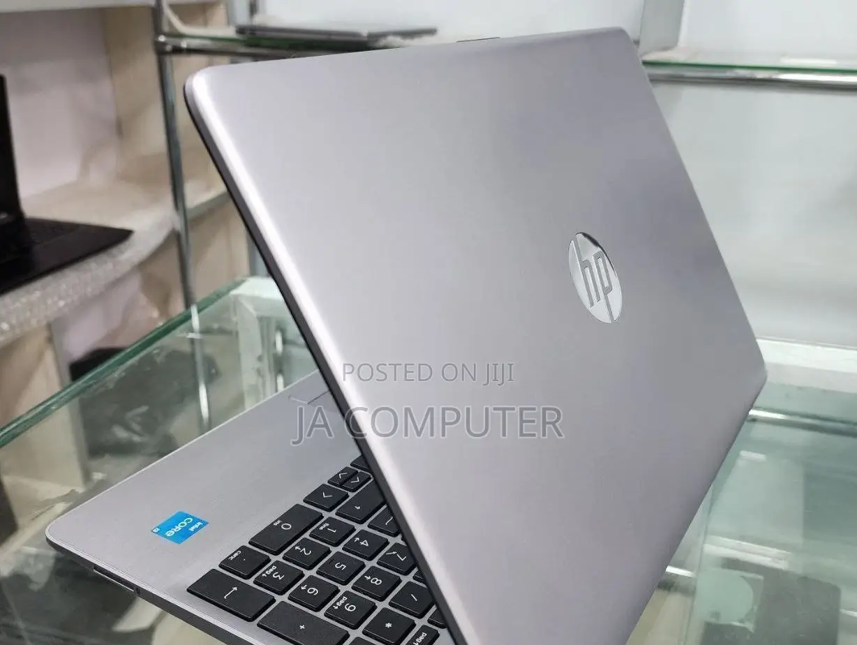 New Laptop HP Stream Notebook 8GB Intel Core I3 SSD 256GB