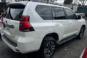 New Toyota Land Cruiser Prado 2024 White