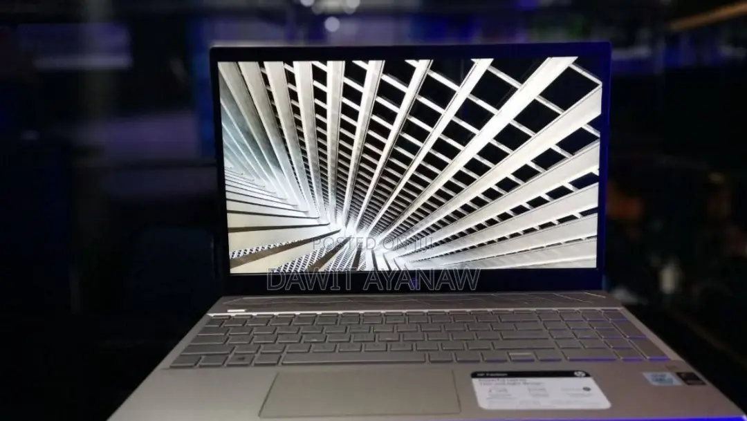 New Laptop HP Pavilion 15 16GB Intel Core I7 SSD 512GB