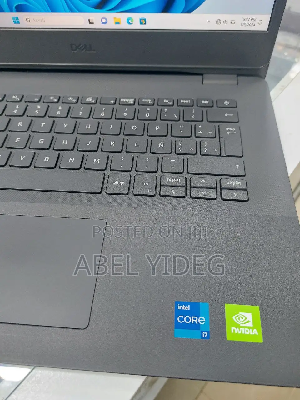 New Laptop Dell Vostro 1220 16GB Intel Core I7 SSD 1T