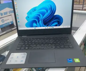 New Laptop Dell Inspiron 15 16GB Intel Core I7 SSD 1T