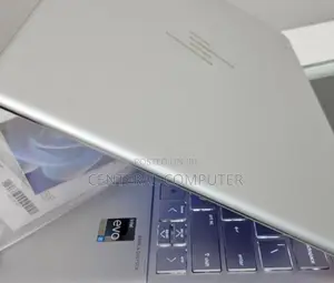 New Laptop HP Spectre Xt 13 8GB Intel Core I5 SSD 512GB