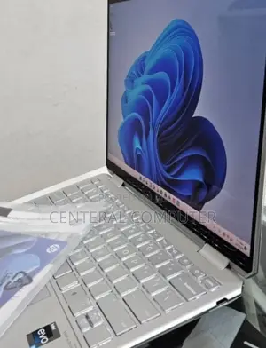 New Laptop HP Spectre Xt 13 8GB Intel Core I5 SSD 512GB