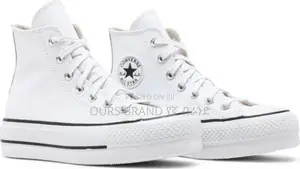 Photo - Converse White Chuck Taylor All Star Platform Hi-Top High