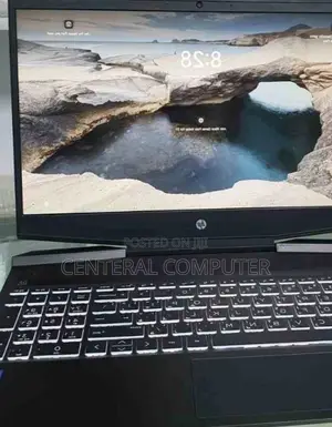 New Laptop HP Pavilion 17 16GB Intel Core I7 SSD 512GB