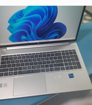 New Laptop HP ProBook 450 G9 16GB Intel Core I5 SSD 512GB