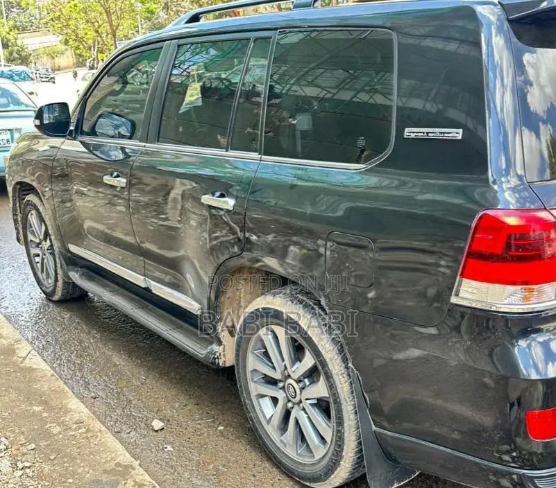 Toyota Land Cruiser 2020 Black