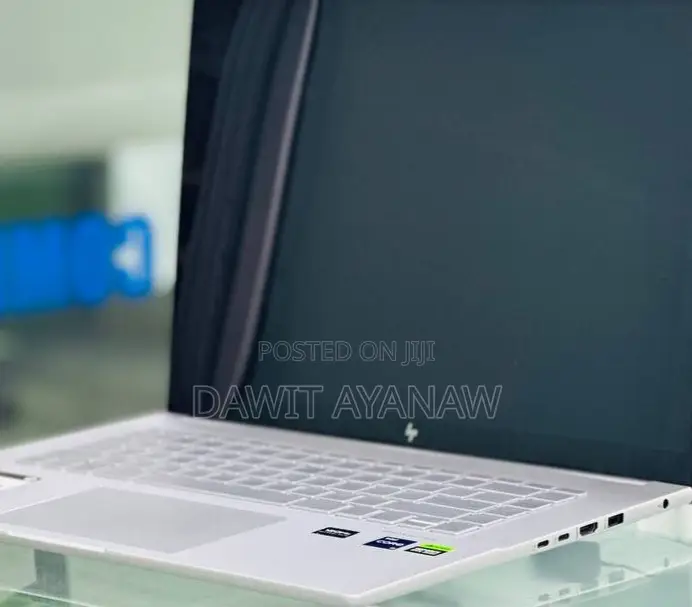 New Laptop HP 32GB Intel Core I9 SSD 1T