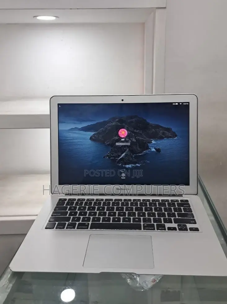 New Laptop Apple MacBook Air 2017 8GB Intel Core I5 SSD 128GB