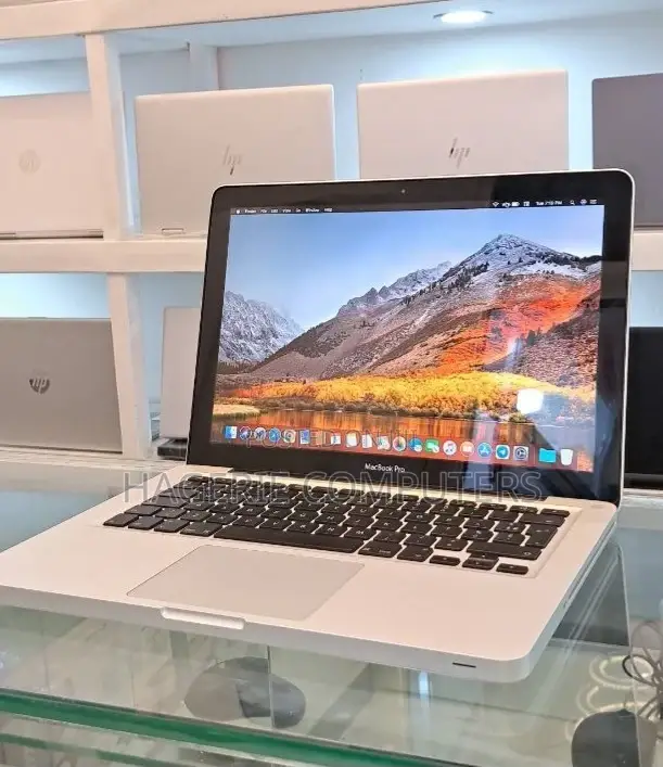 New Laptop Apple MacBook Pro 2012 4GB Intel Core I5 HDD 320GB